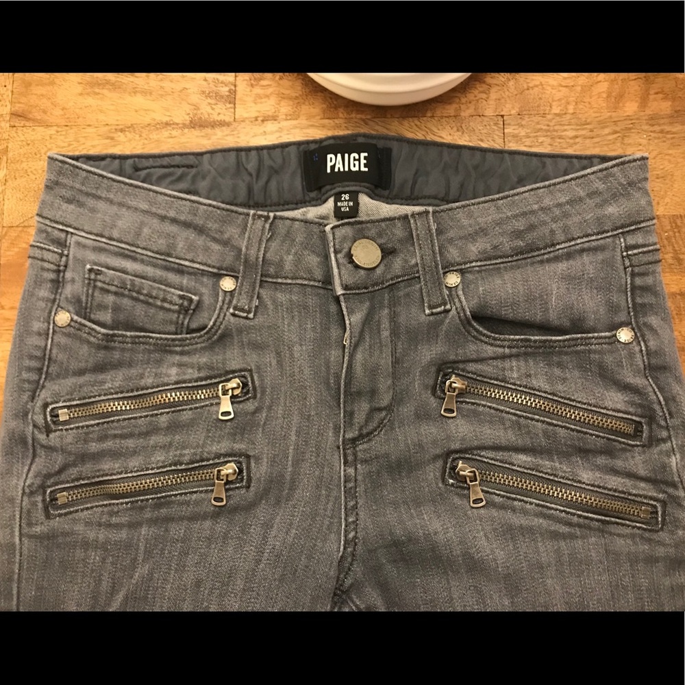 Cute Paige Grey Skinny Jeans, Size 26 👖